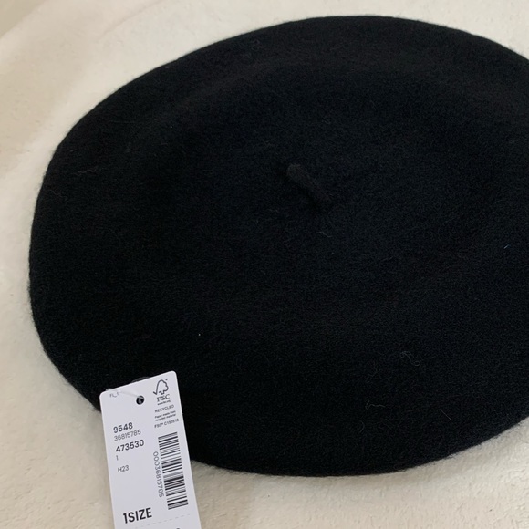 *NEW* Reitmans Wool Beret - Picture 4 of 5